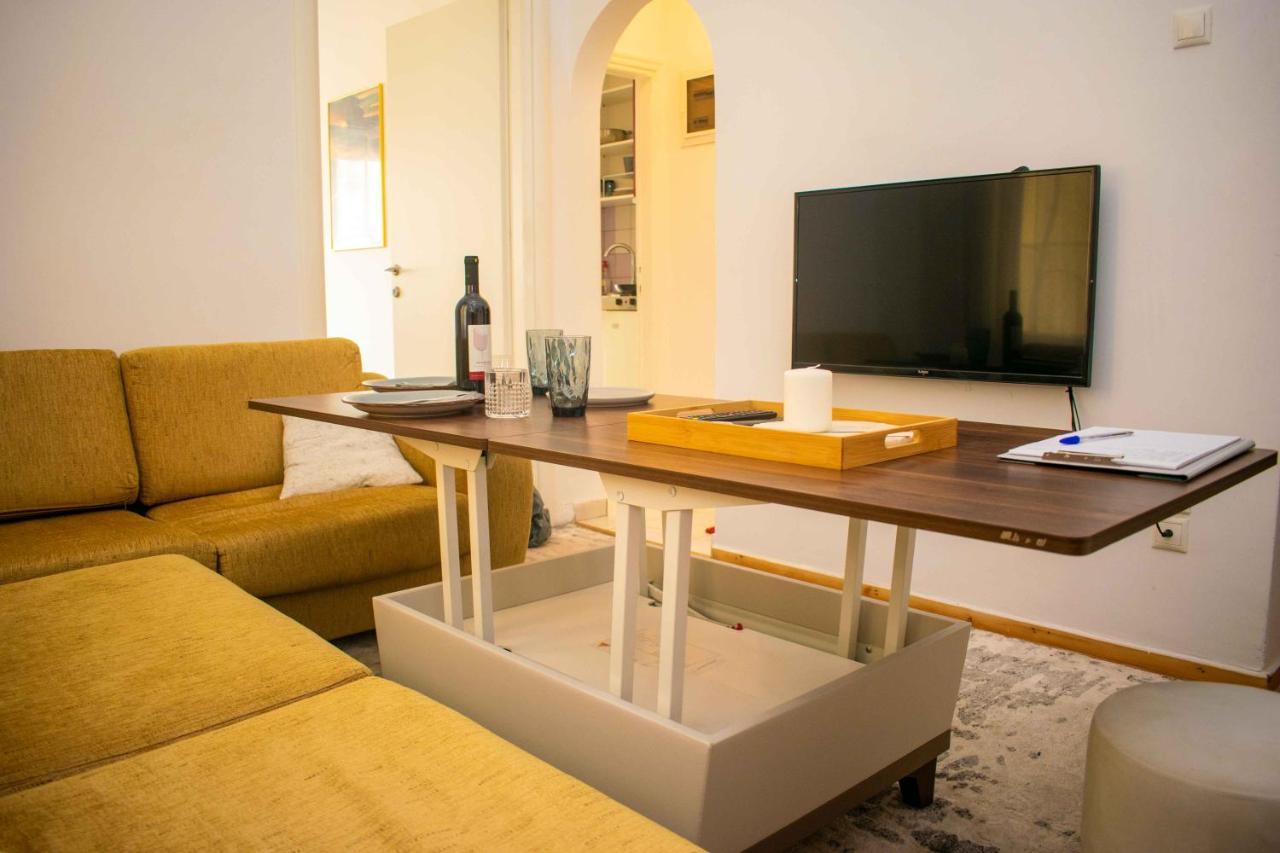 City Center/Navarinou Classical Style Apt-King Bed Salonic Exterior foto